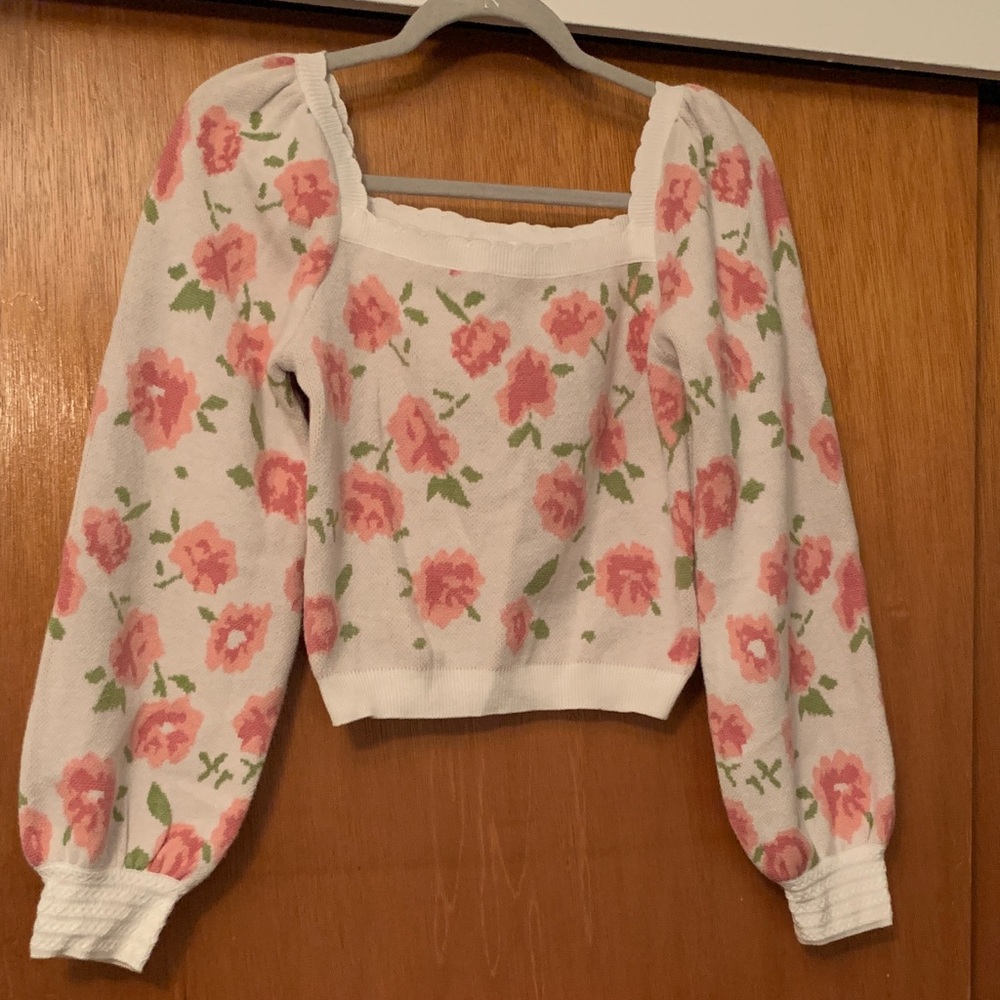 Chic Floral Knit Sweater in Pink and White - Preloved